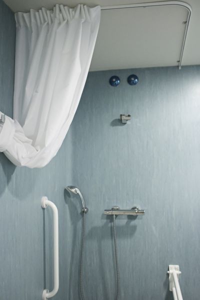 Cost of Senior Shower Installation in Cave Creek