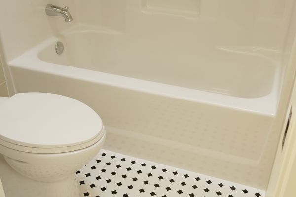 Cost of Fiberglass Tub Replacement in Cave Creek